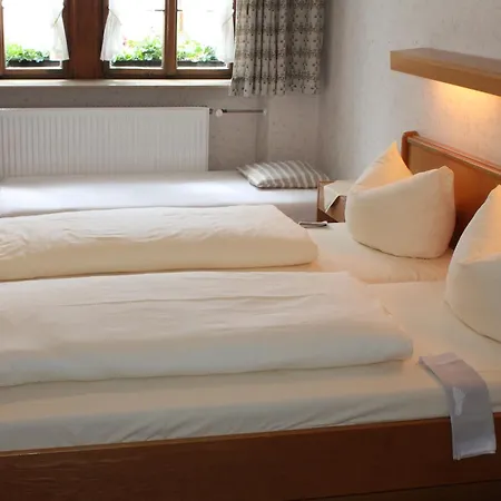 ゲストハウス ガストホフ ブッツ ローテンブルク・オプ・デア・タウバー